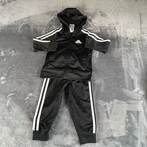 Adidas Boys 2-Piece Active Set Striped‎ Tracksuit/Jogging Suit Black/White Sz 2T